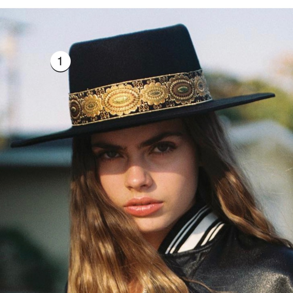 Lolita Boater Lack Of Color Hat